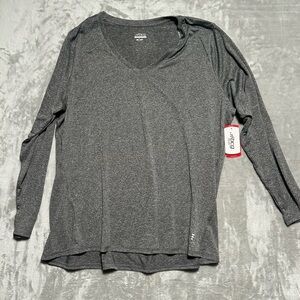 BCG Long Sleeve Top Women’s 2X Grey Heathered V Neck Thumbholes